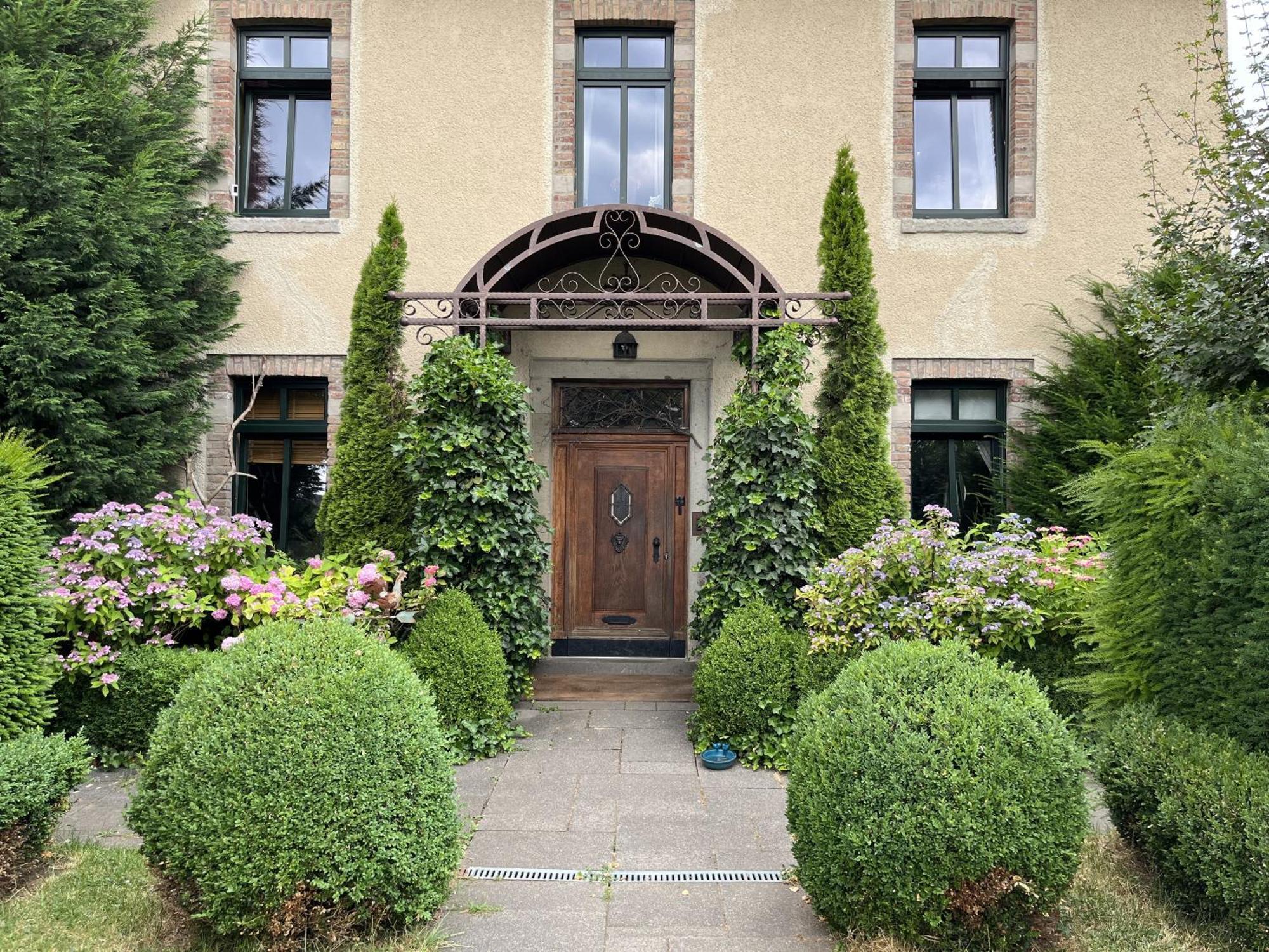 Boutique Apartments Benz I-Iii Bergisch Gladbach Eksteriør billede