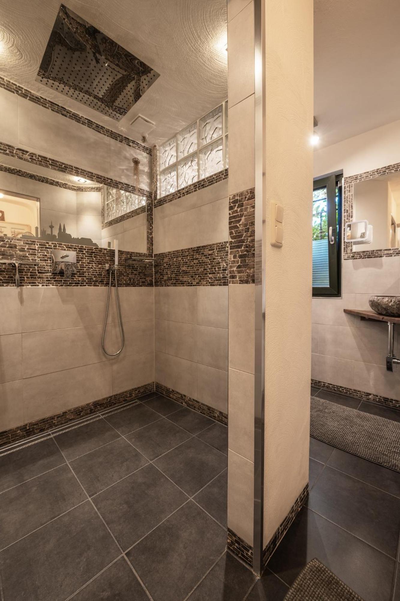 Boutique Apartments Benz I-Iii Bergisch Gladbach Eksteriør billede